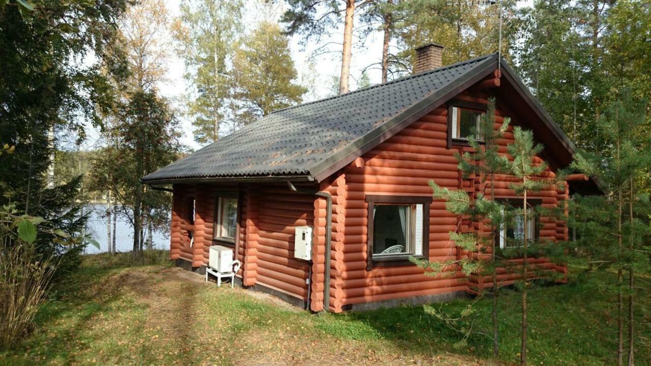 Mansikkaniemen Lomakeskus База отдыха 4*